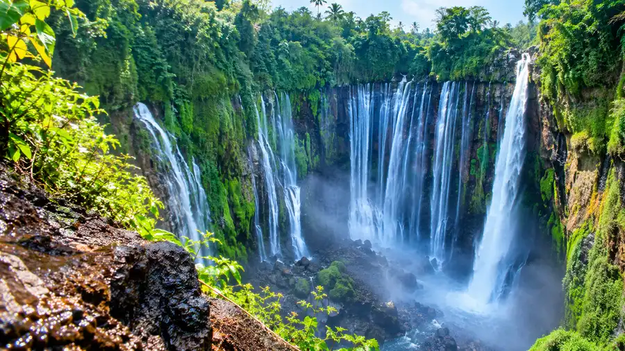 Best Time to Visit Tumpak Sewu Waterfall